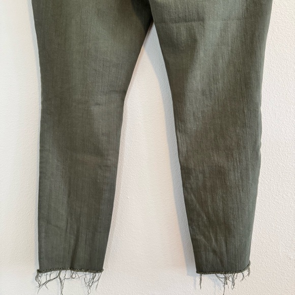 Universal Thread Olive Cropped Jeans Size 16W - Picture 7 of 12